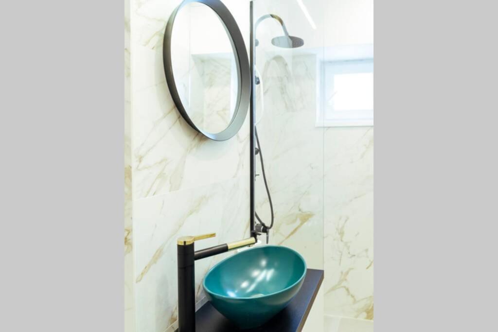 Panoramic Apartment - 4Br - Piata Unirii Bucureşti Eksteriør bilde