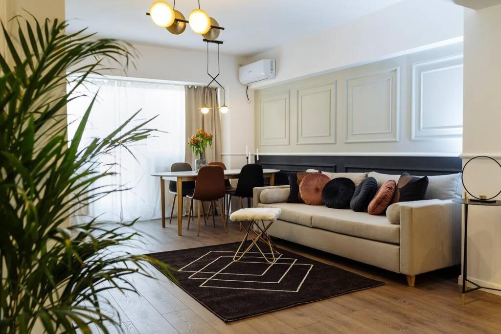 Panoramic Apartment - 4Br - Piata Unirii Bucureşti Eksteriør bilde